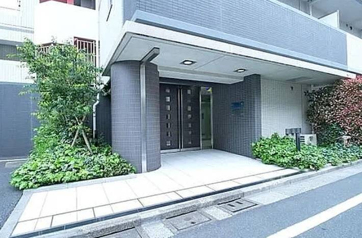 アルテシモリンクブレッザ エントランス