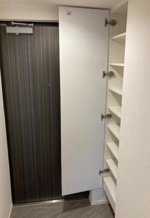 S-RESIDENCE菊川rivie 玄関
