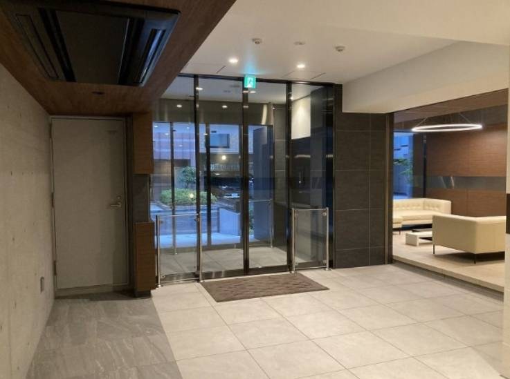 エスティメゾン門前仲町 玄関