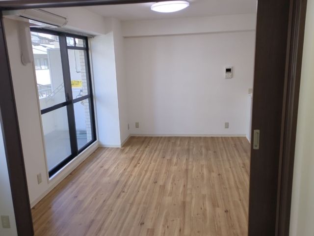 ティックハウス リビング