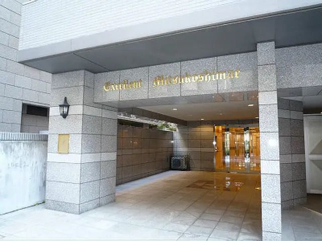 エクセレント三越前 エントランス