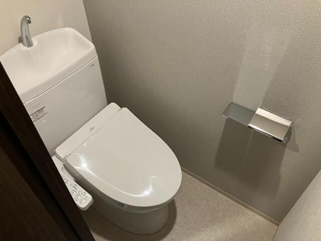 ラヴィエール住吉駅前 トイレ