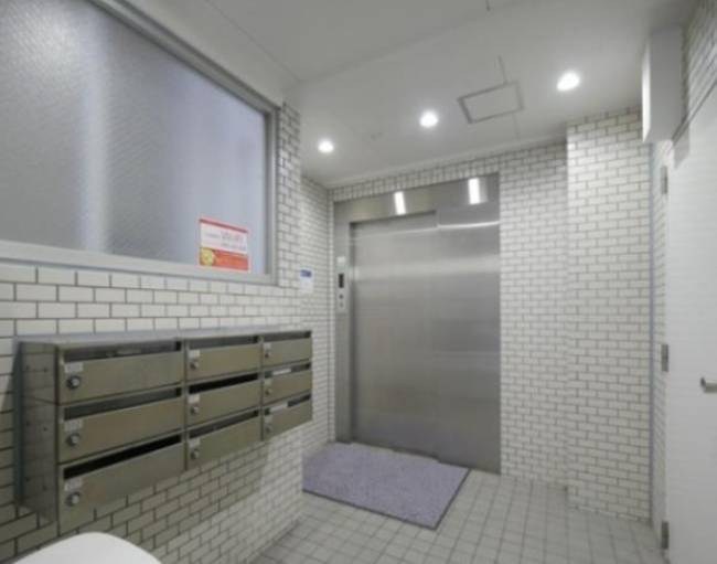 プチメゾン大町 エントランス