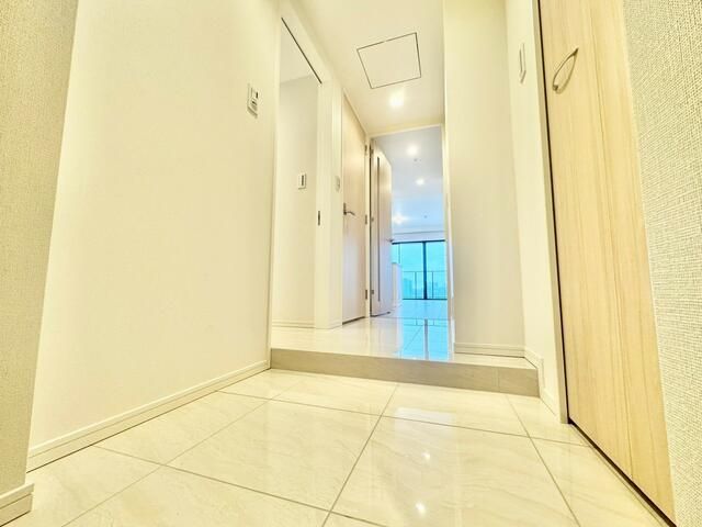 ＧＲＡＮＤ　ＣＩＴＹ　ＴＯＷＥＲ　ＴＳＵＫＩＳＨＩＭＡ ロビー