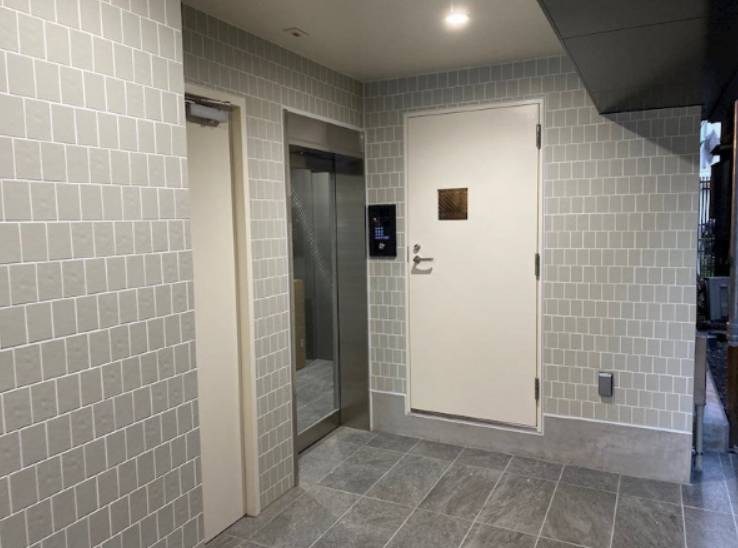 TOYO-ICHI APARTMENT. ロビー