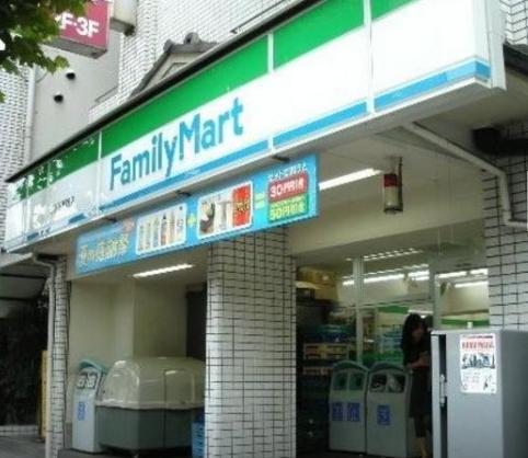 ＣＲＥＡＬｐｒｅｍｉｅｒ八丁堀 コンビニ