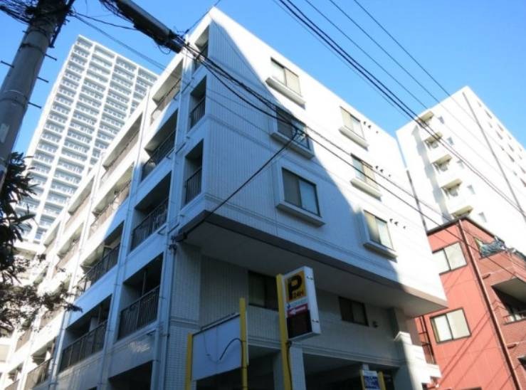 フィオーレ月島 玄関