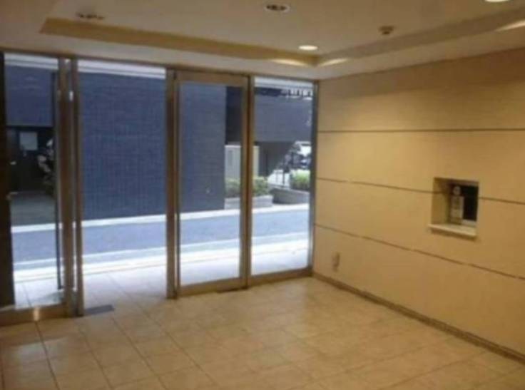 ドゥーエ新川 玄関