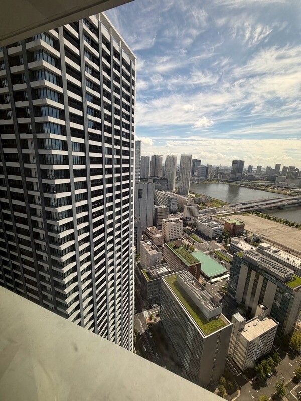 DEUX TOURS WEST 眺望