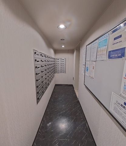 レジディア日本橋馬喰町 ロビー