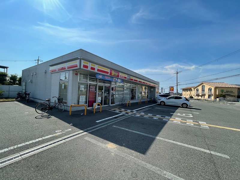 虹ヶ丘マンション コンビニ