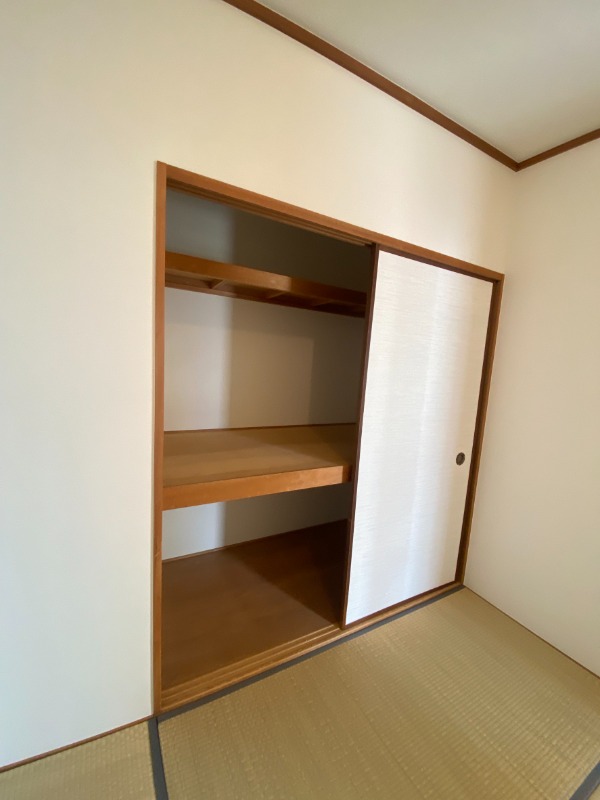ヒカリハイツ・ドイ2号館 収納