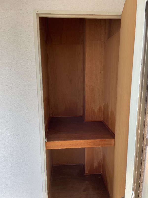 川辺ビル 収納