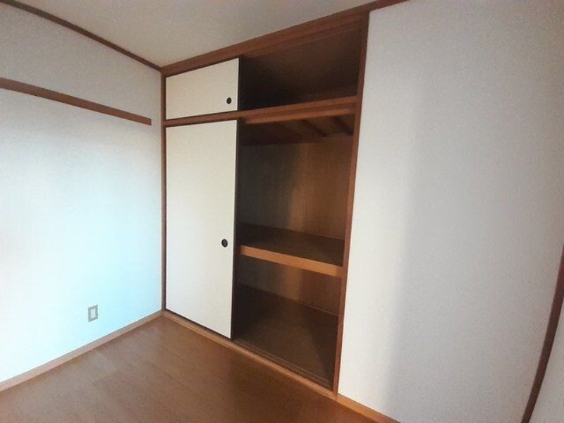 サンクレール・ヒラタＢ 収納