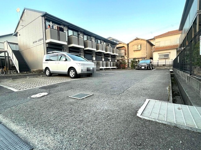 アメニティ大美野　A 駐車場