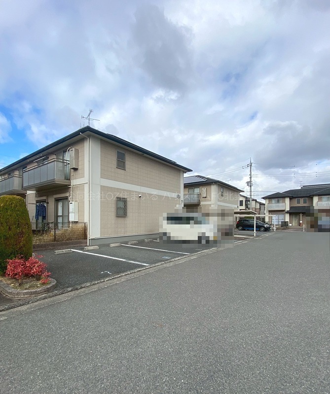 リビングタウン狭山池　Ｄ棟 駐車場