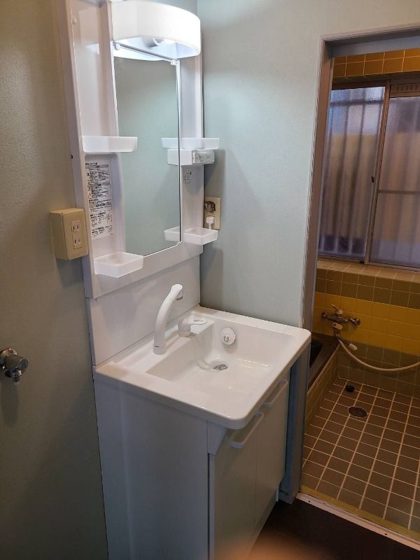 上田町21-23戸建 洗面所