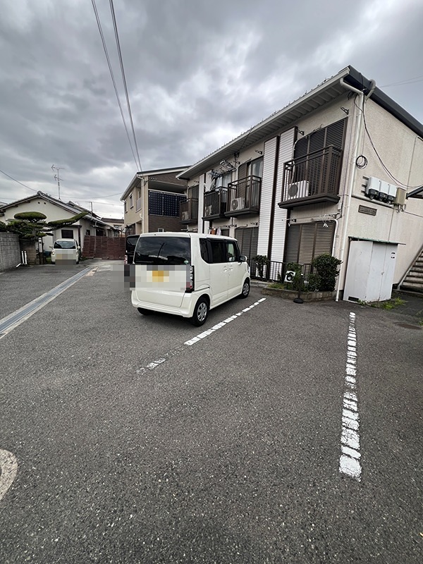 コスモハイツエコー 駐車場