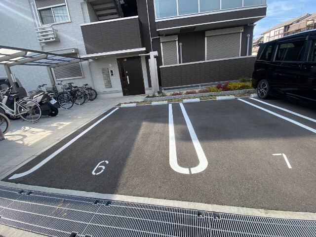 Porte bonheur 駐車場
