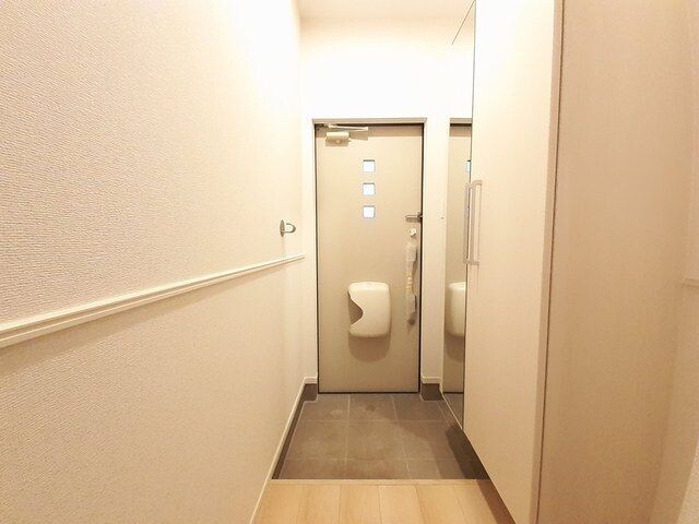 グランメゾン雅 玄関