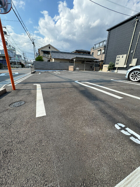 グランメゾン雅 駐車場