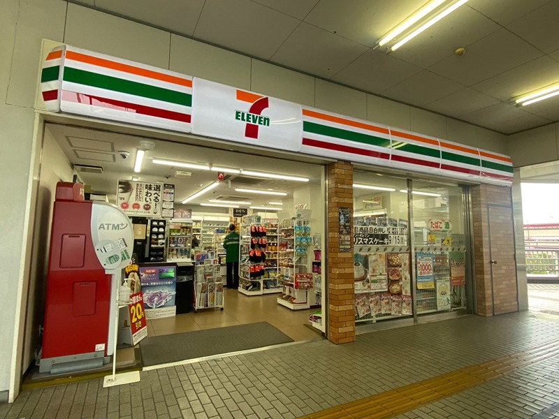 AND　TERRACE　北野田 コンビニ