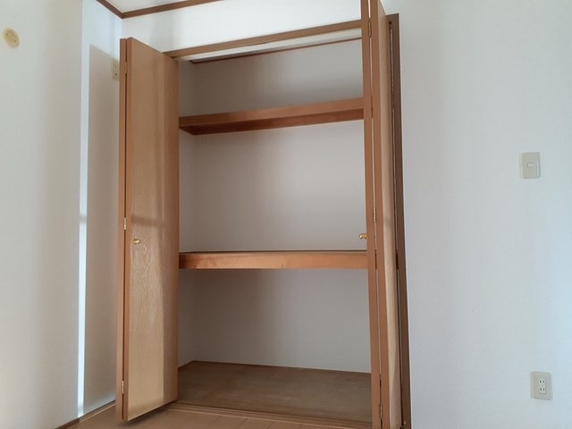 ペリプエストⅠ番館 収納