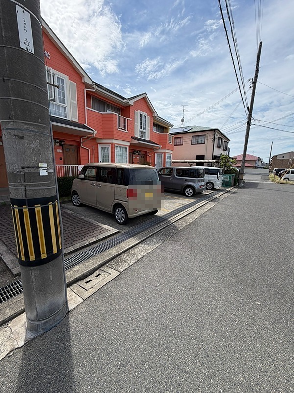 ペリプエストⅠ番館 駐車場