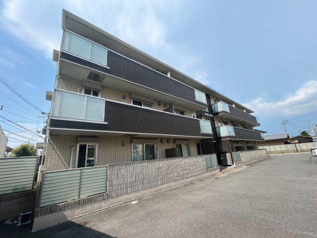 ディ イゾラ北野田 駐車場