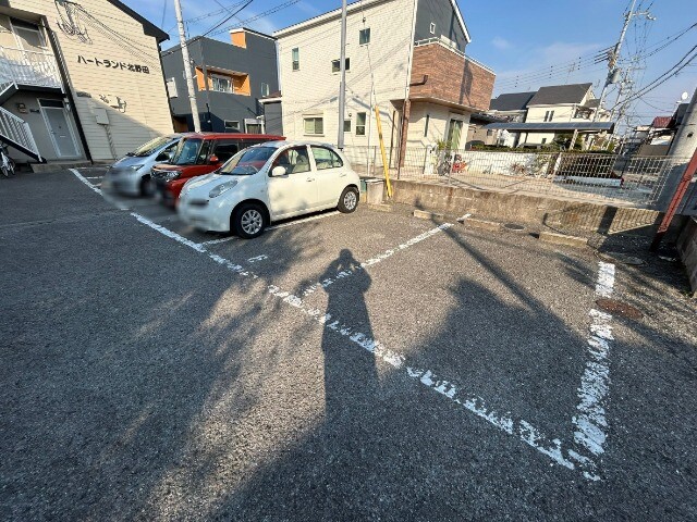 ハートランド北野田 駐車場