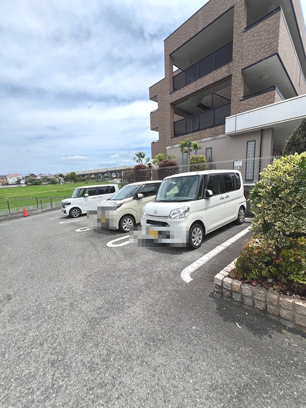 エアリーヒル 駐車場