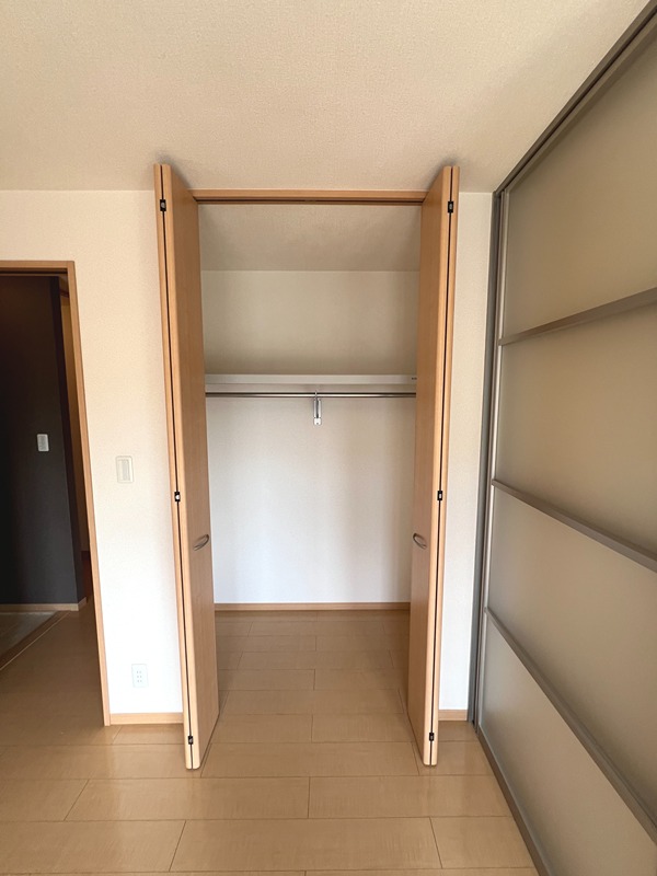 Ｄ'フォレスタ初芝 収納