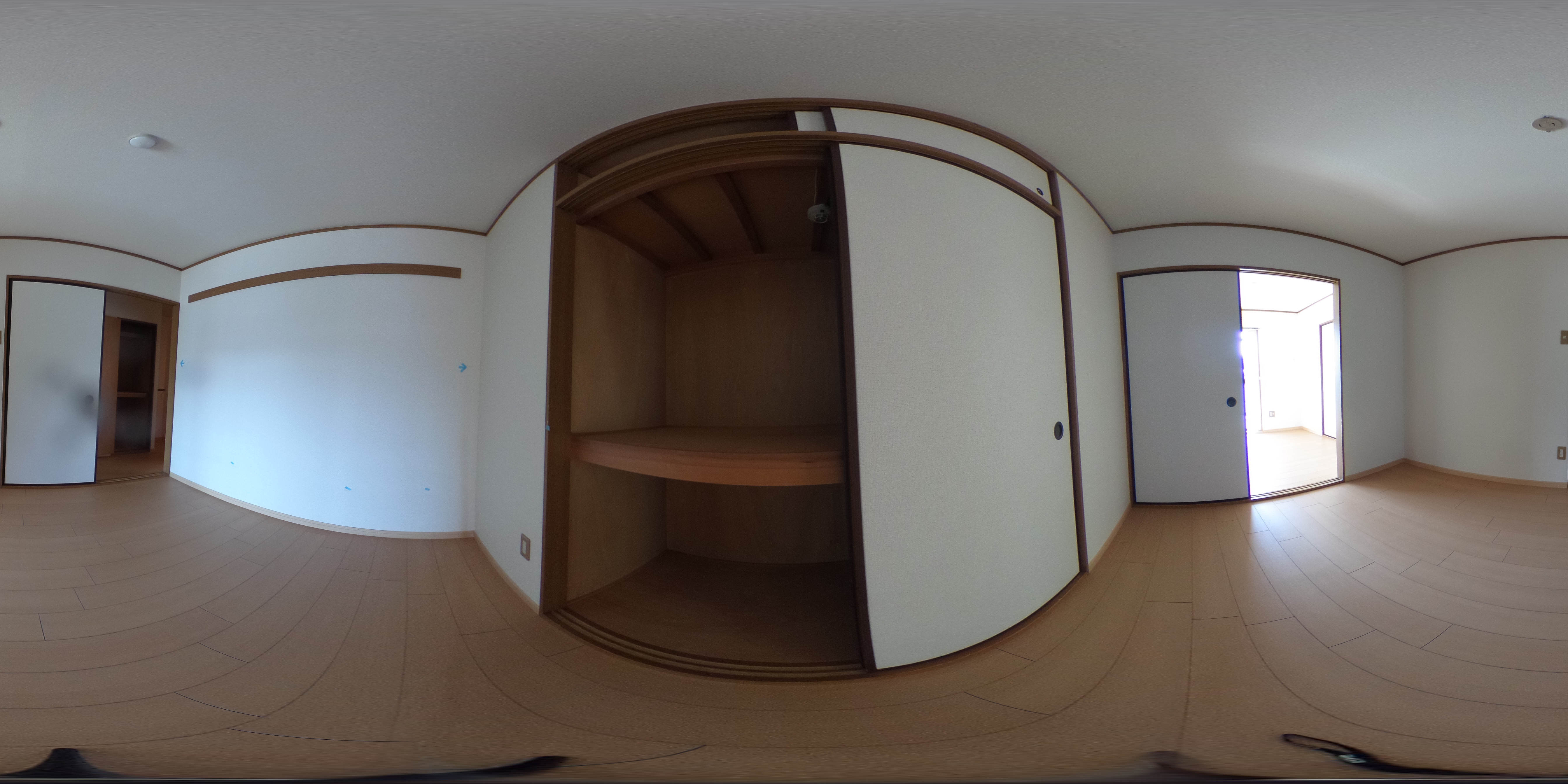 プレステージ三日市 収納
