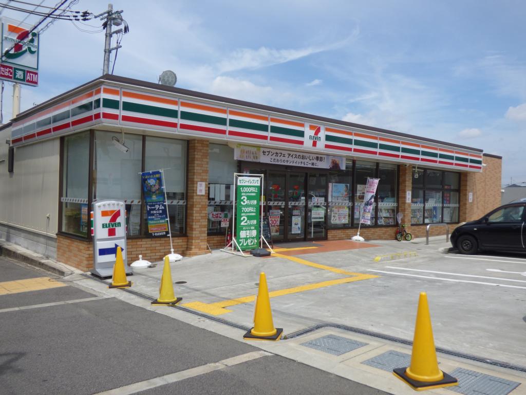 グリーンヒルC棟 コンビニ