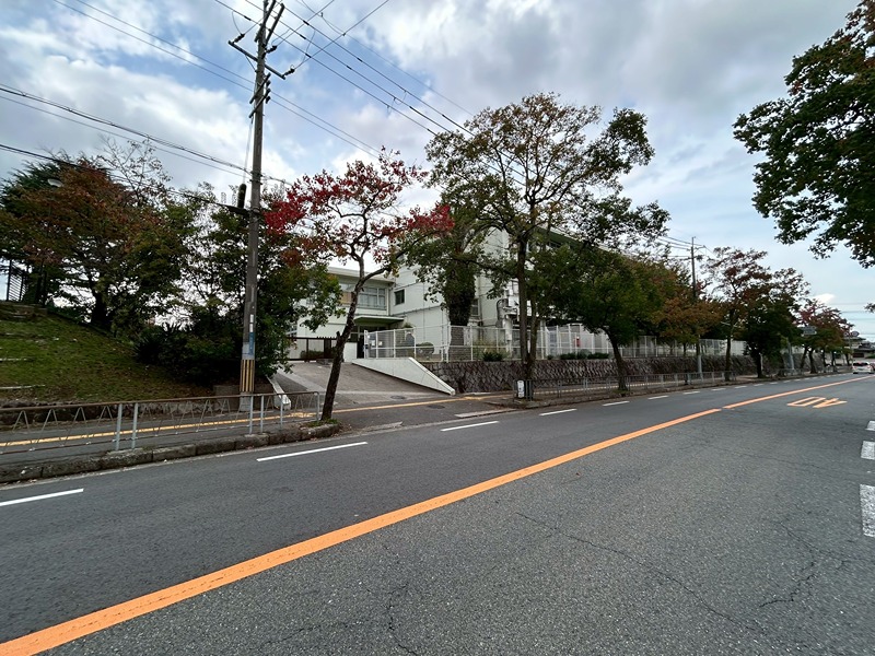 グリーンヒルC棟 小学校