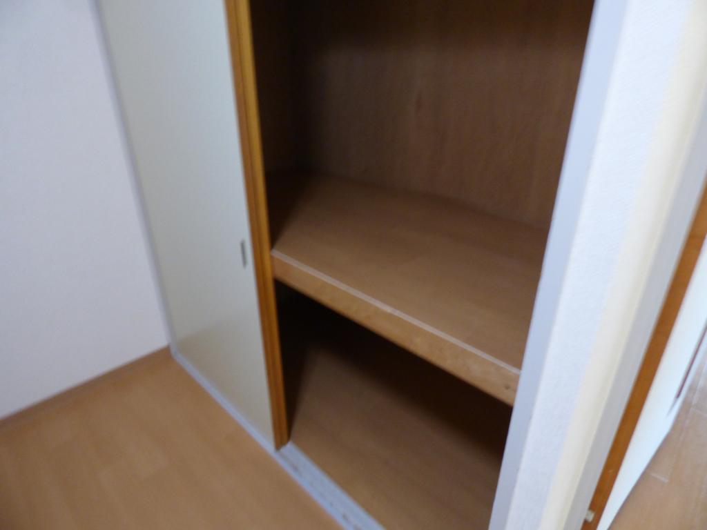 大阪府河内長野市市町401-1 収納