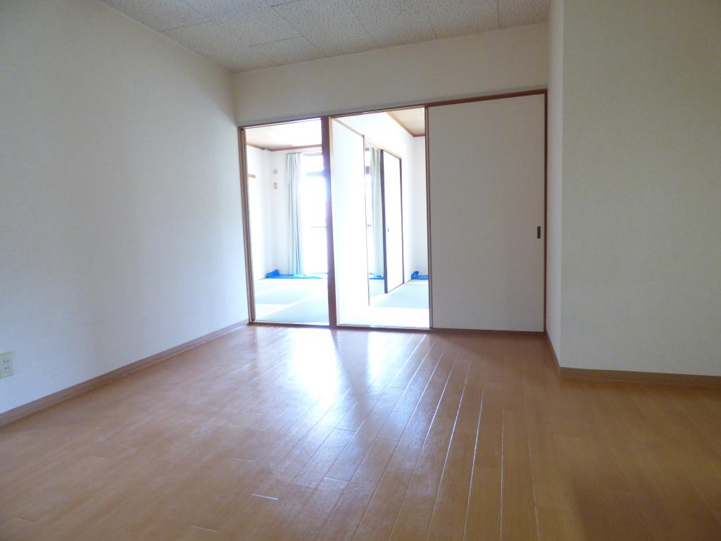 大阪府河内長野市市町401-1 ベッドルーム