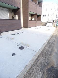 CASA VIVACE北野田 駐車場