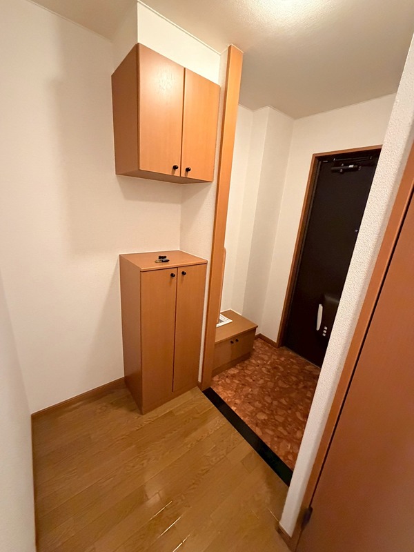 パレスひだまりの丘 玄関