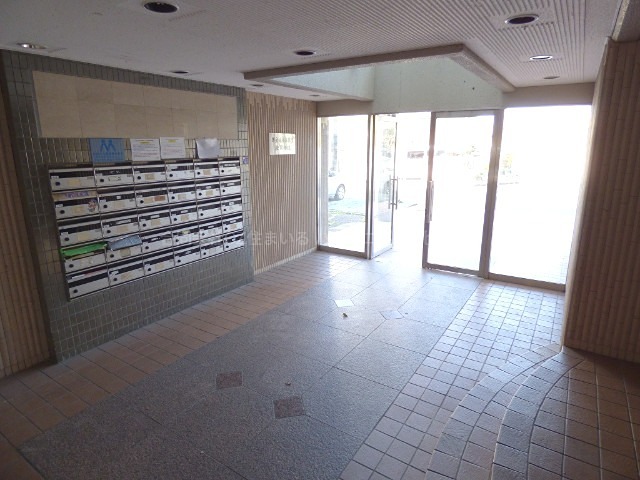 フォレストコート高尾 エントランス