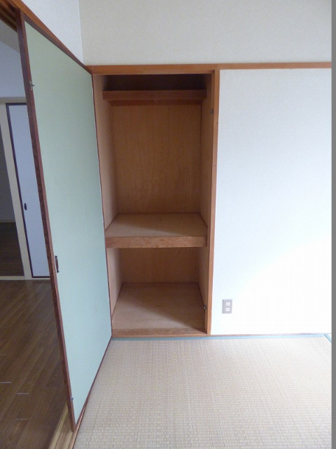 ヴィラ千代田 収納