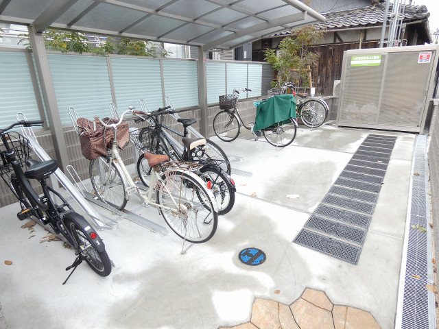 Enew金剛 駐車場