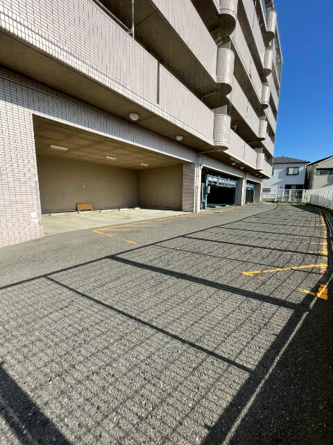 アルデール優貴 駐車場