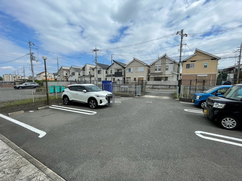 ヴィオラ 駐車場