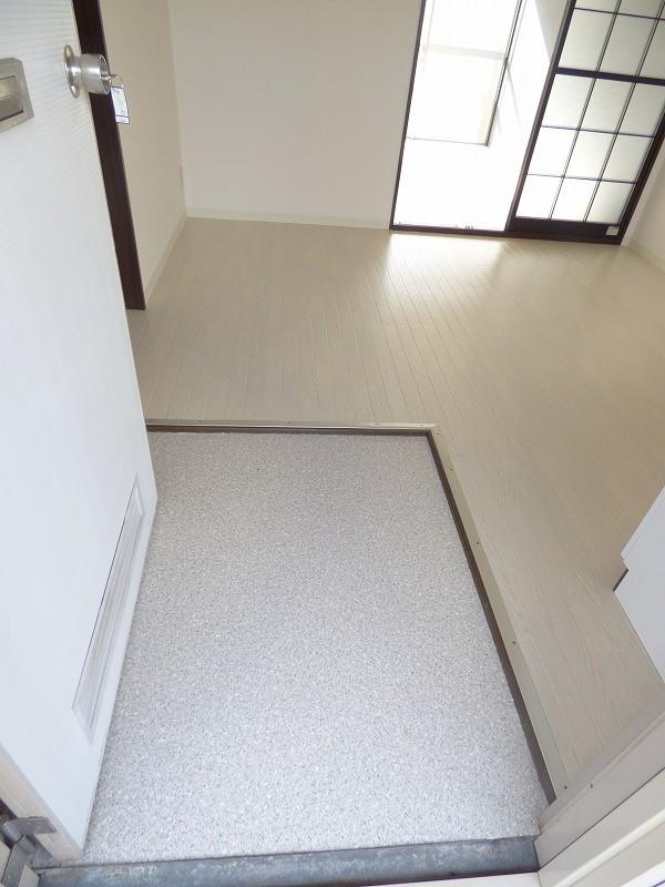 寿里マンション 玄関