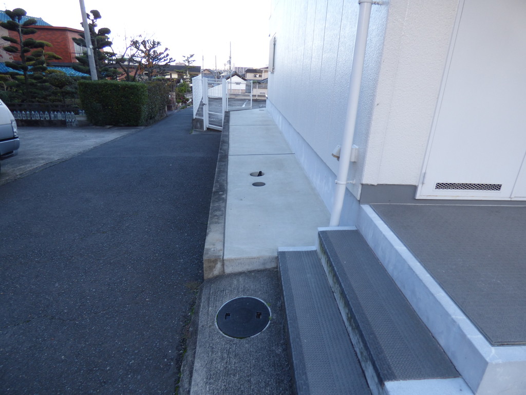 アンビエンテ茱萸木 エントランス