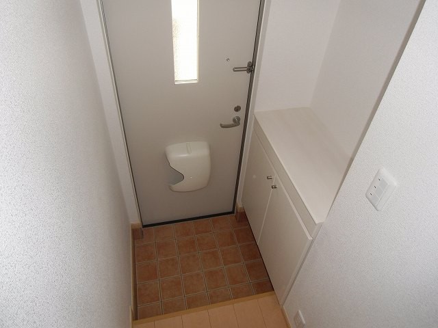 ファラオ藤沢台 玄関