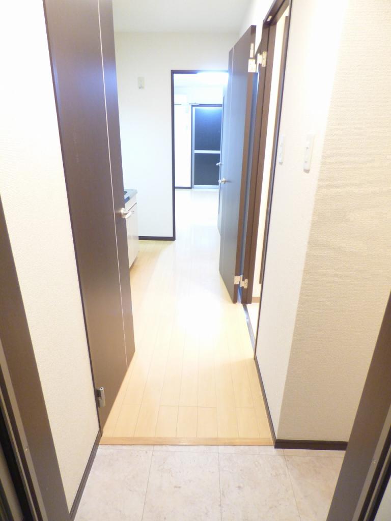 ポプラーレ狭山 玄関