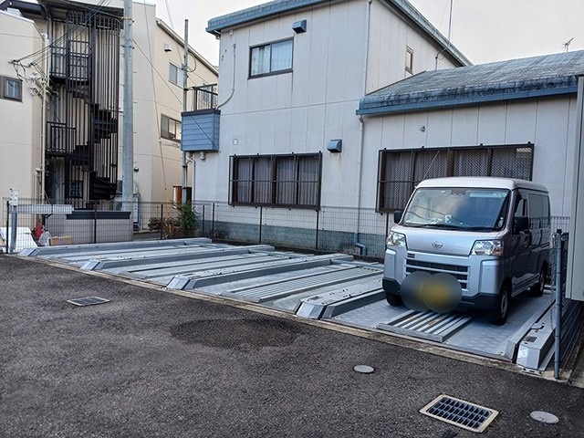 ヴィラ　ナカヤマ 駐車場