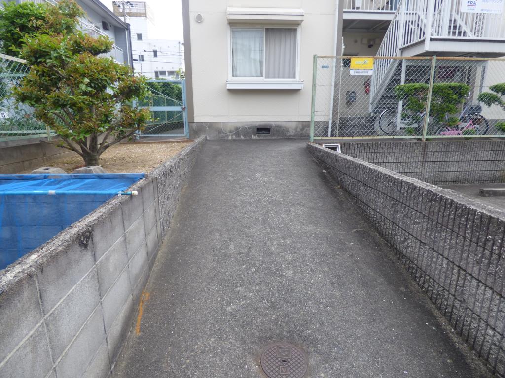ハイツ向陽 エントランス